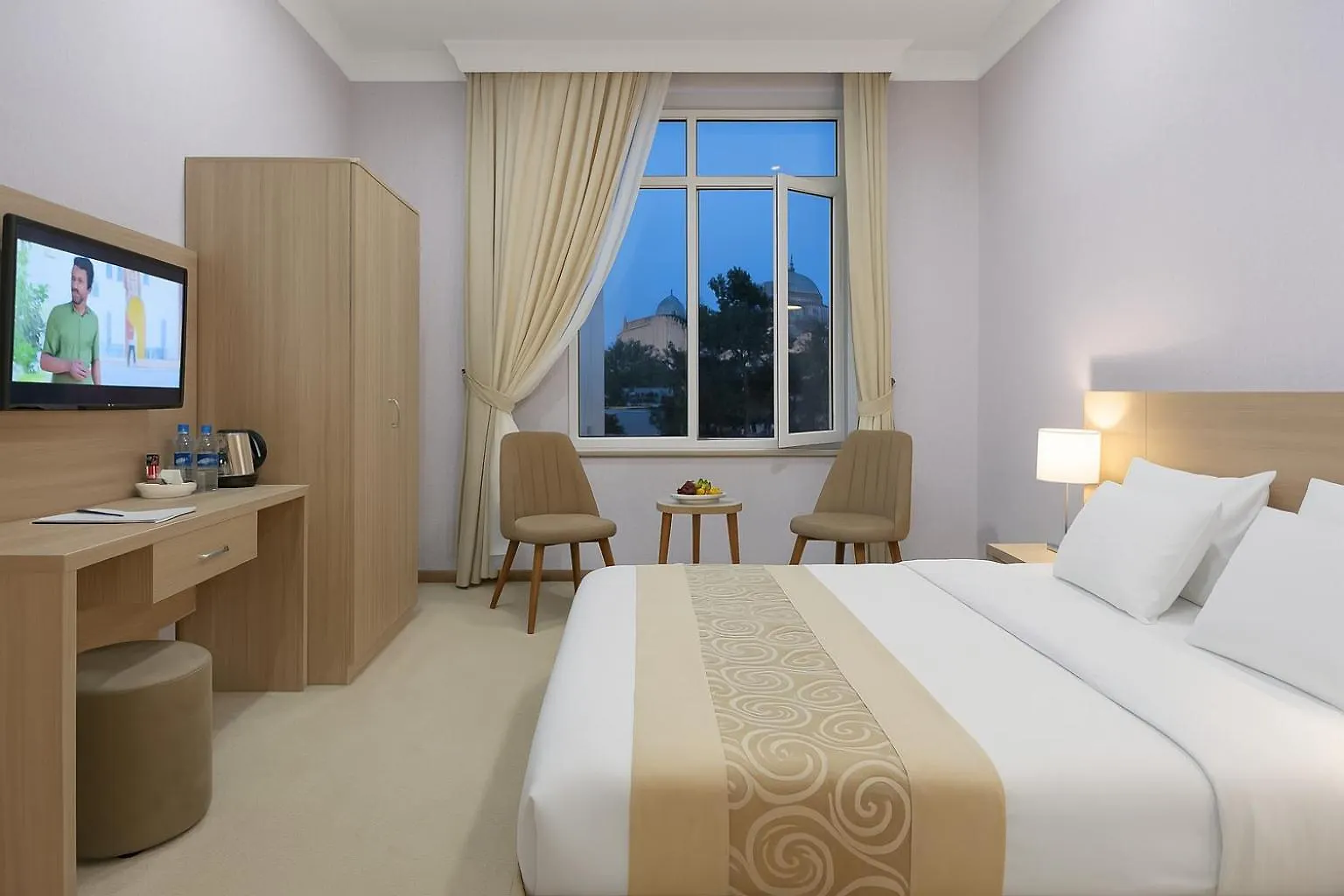 City Center Hotel Baku 4*,